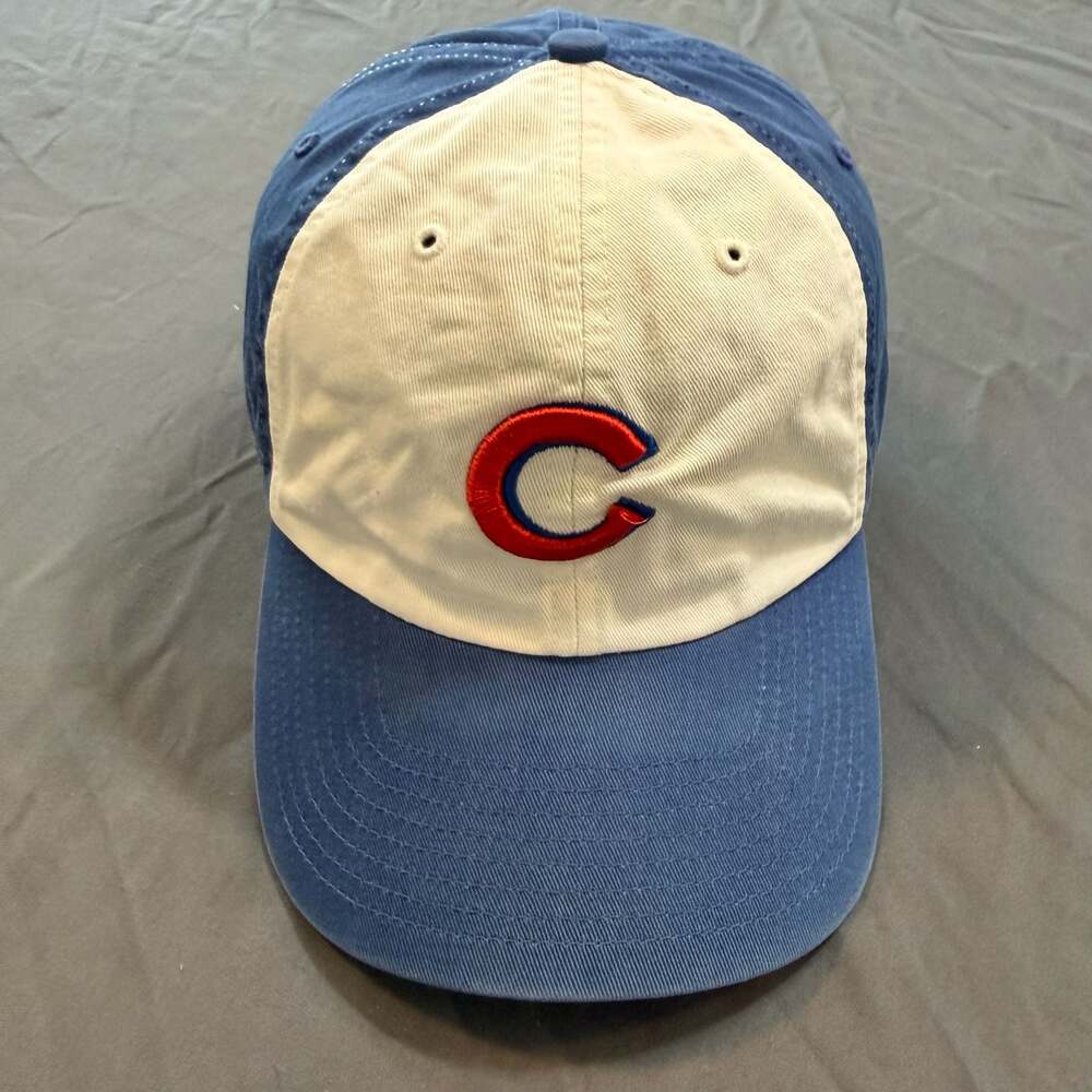 Twins Enterprise Genuine Merchandise MLB Chicago Cubs Fitted Hat Size Medium